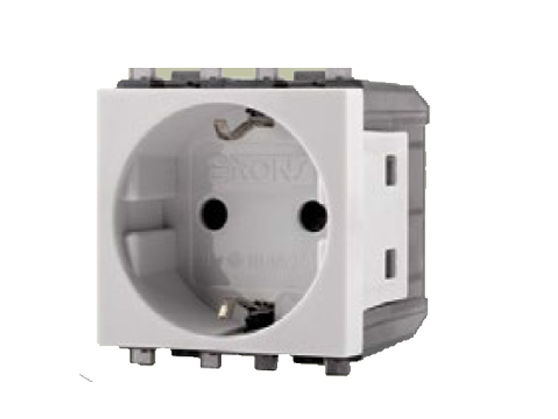 لقمة بريزة المانى شوكو 16 امبير بالحماية رصاصى فلات