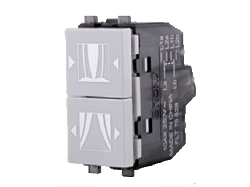 لقمة مفتاح ستارة 3 تكة 10 امبير رصاصى فلات