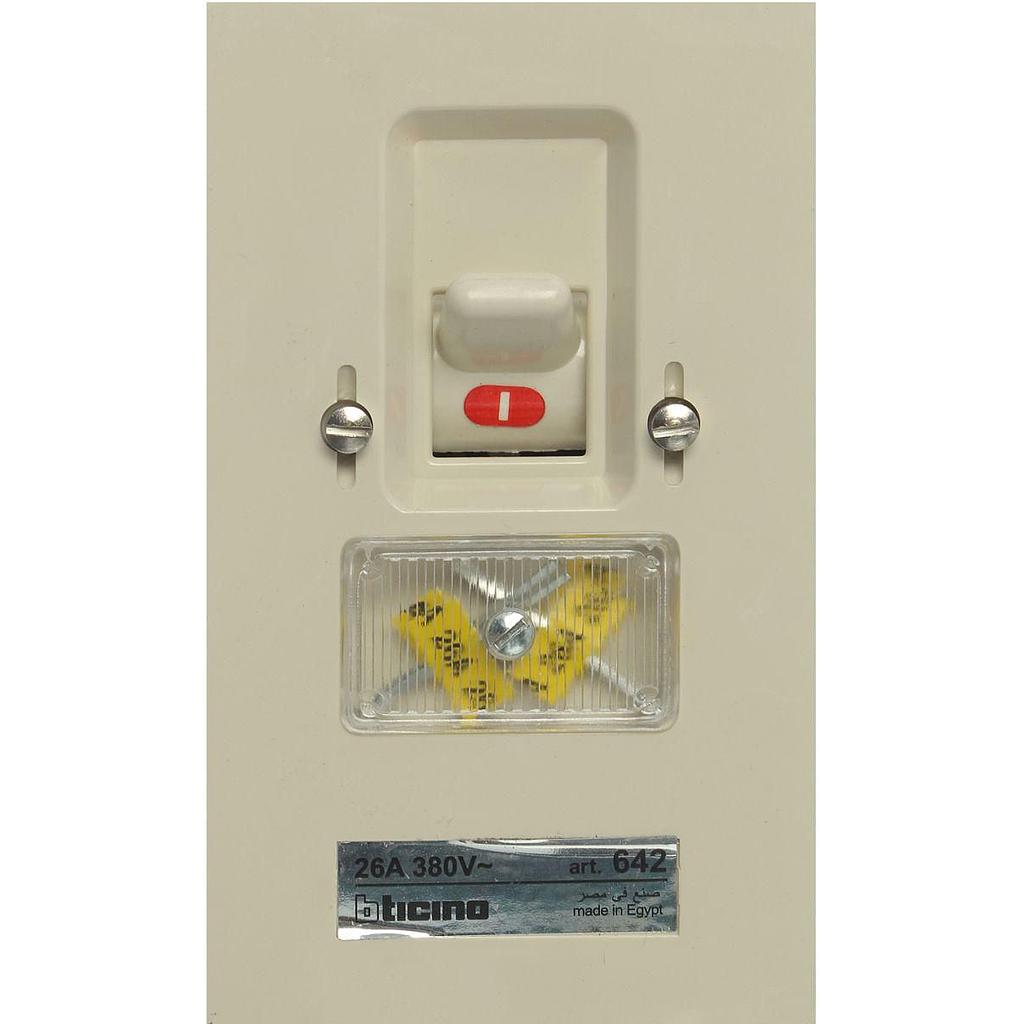 مفتاح تكييف داخل 2 فاز 32 امبير بتشينو