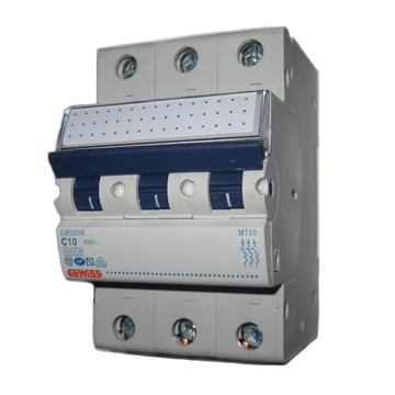 قاطع تيار ثلاثى 10 امبير 6 ك جويس