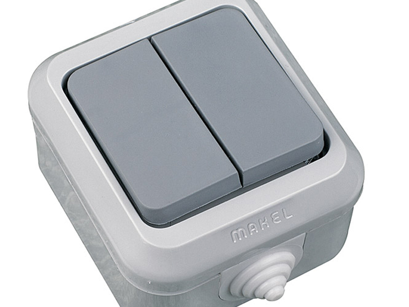 مفتاح مزدوج ميكل تركى IP55