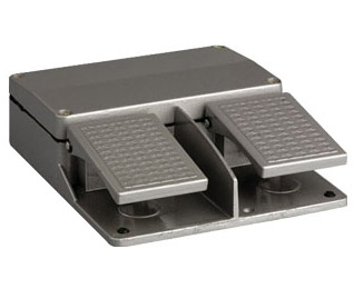 [SFMS-10] دواسة قدم دبل كبيرة معدن